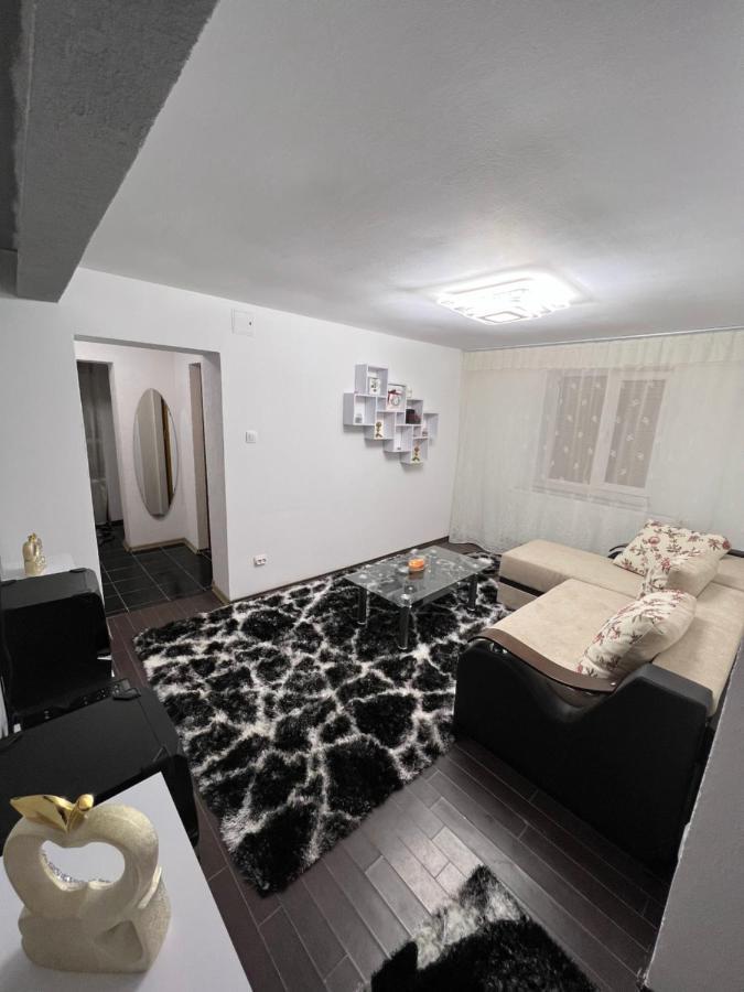 Jas Apartament Daire Lupeni  Dış mekan fotoğraf